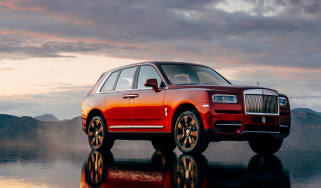 Rolls Royce Cullinan - front