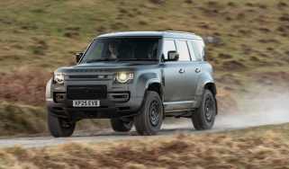 Land Rover Defender Octa